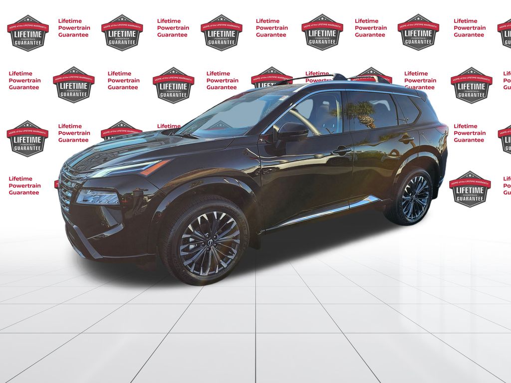 2026 Nissan Rogue Platinum's photo