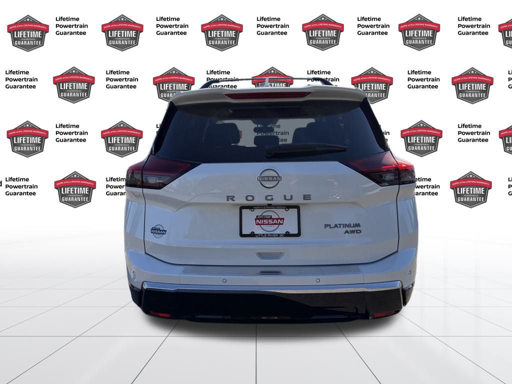2026 Nissan Rogue Platinum photo 4