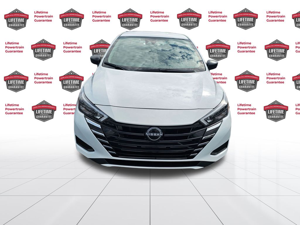 2025 Nissan Versa 1.6 S photo 4