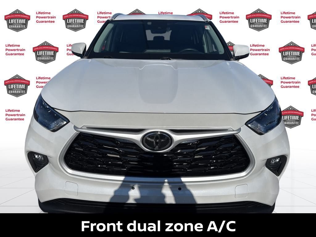 Used 2023 Toyota Highlander XLE SUV