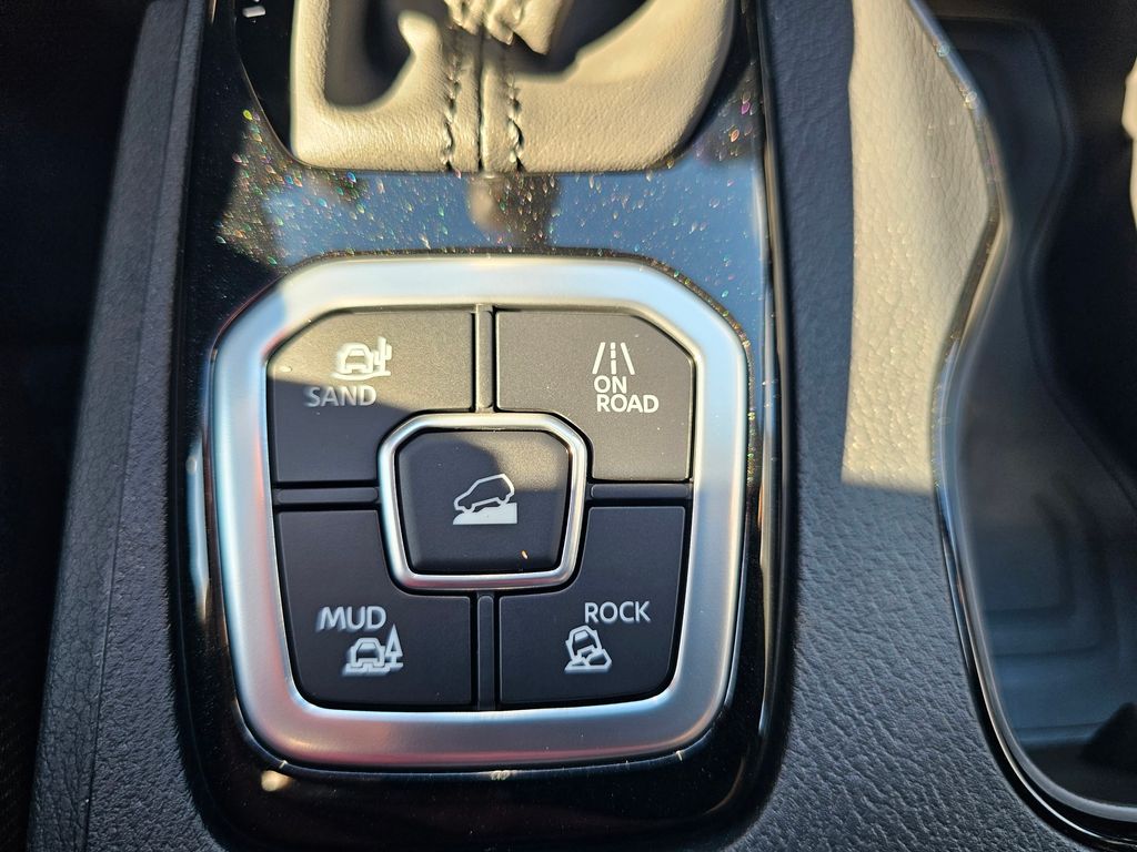 2026 Nissan Frontier SV - Photo 23
