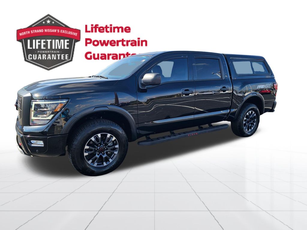 2023 Nissan Titan Truck 