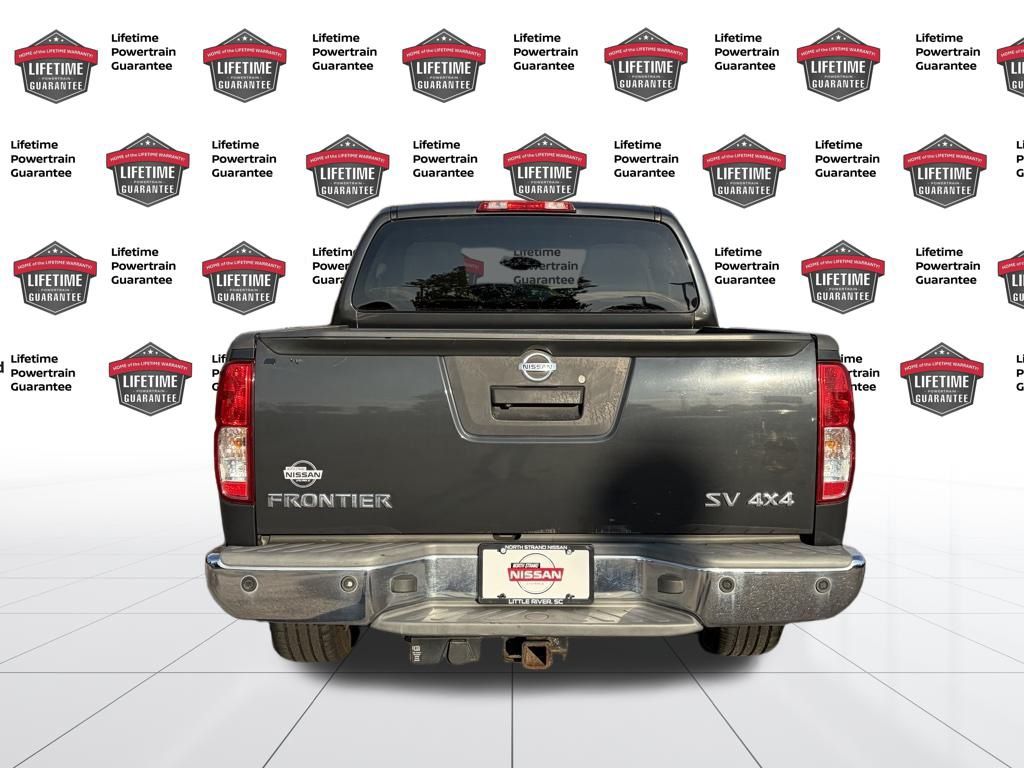 2013 Nissan Frontier SV photo 3