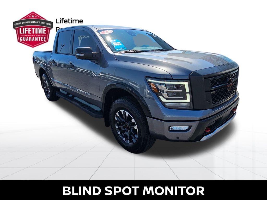 2023 Nissan Titan PRO-4X - Photo 6