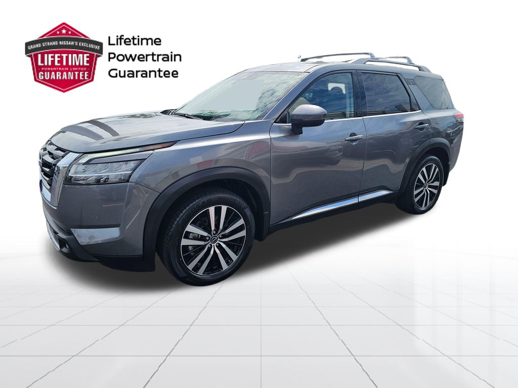 2023 Nissan Pathfinder Platinum 4WD's photo