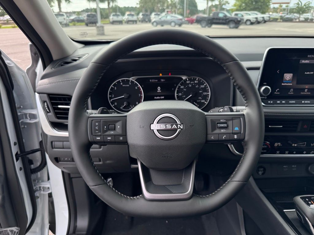 2026 Nissan Rogue SV - Photo 15