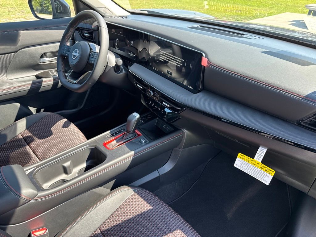 2026 Nissan KICKS SR - Photo 18
