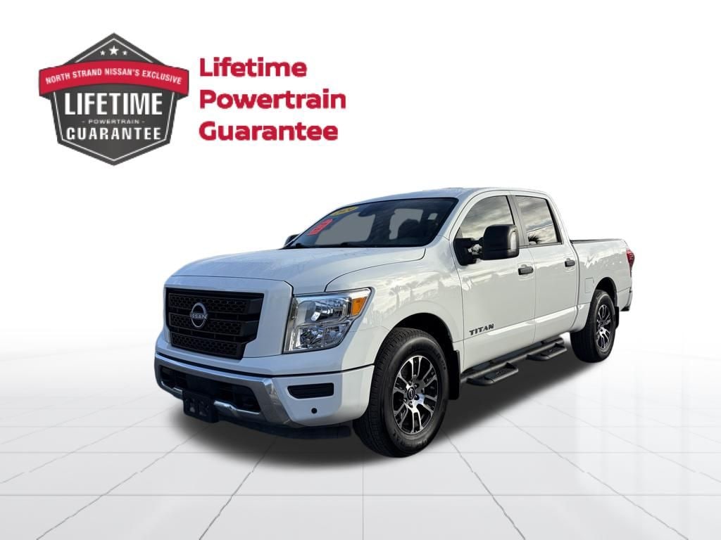 2024 Nissan Titan Truck 