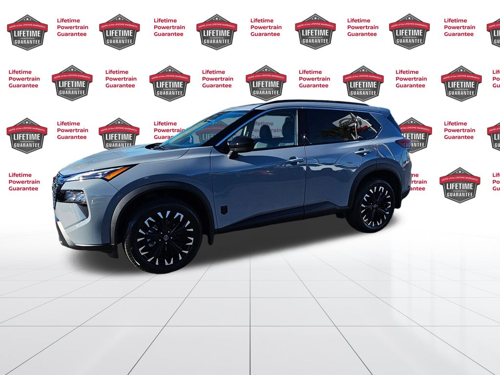 2026 Nissan Rogue Dark Armor's photo