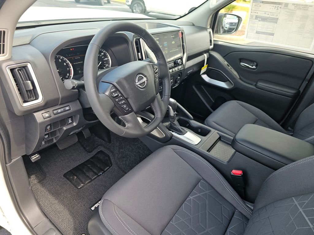 2026 Nissan Frontier SV - Photo 16