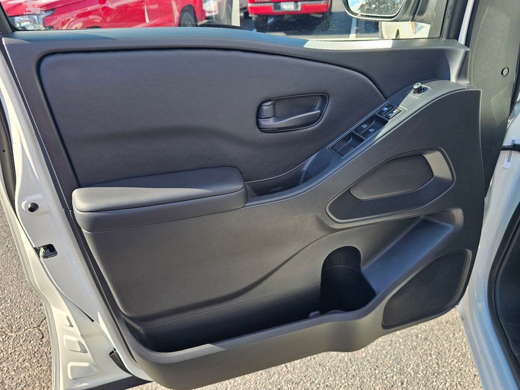 2026 Nissan Frontier SV - Photo 12