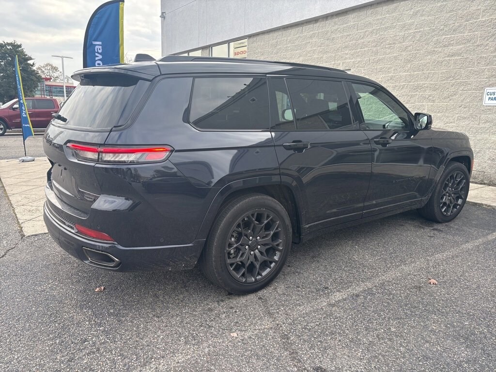 Used 2023 Jeep Grand Cherokee L Summit SUV