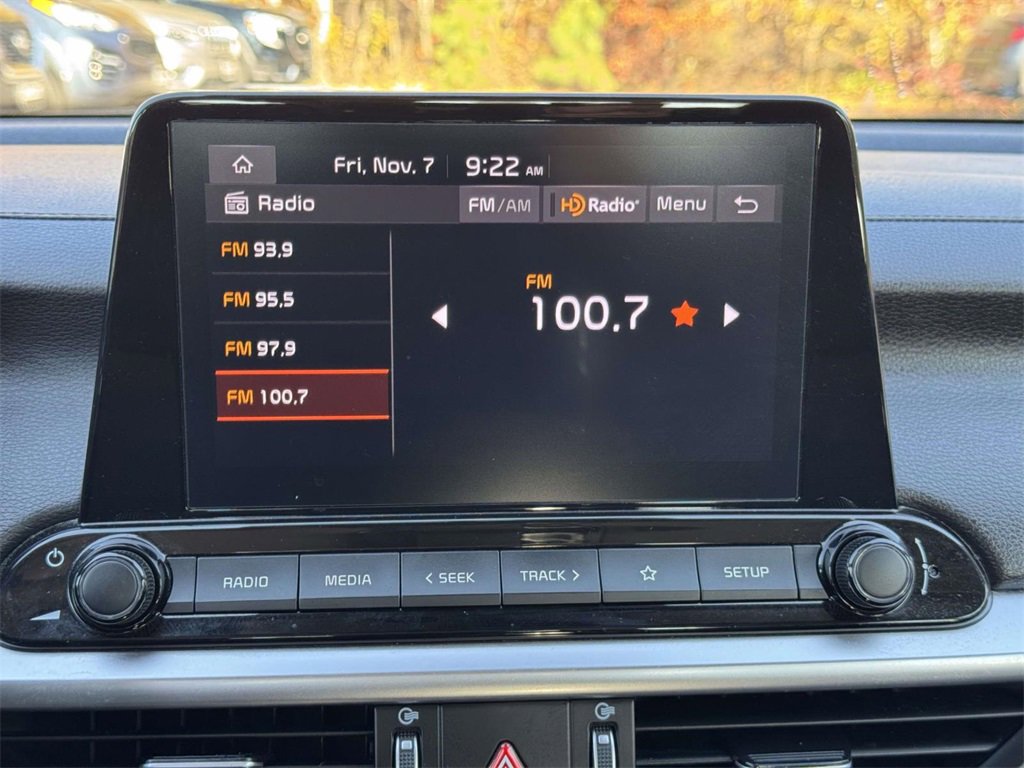 2023 Kia Forte LXS photo 3