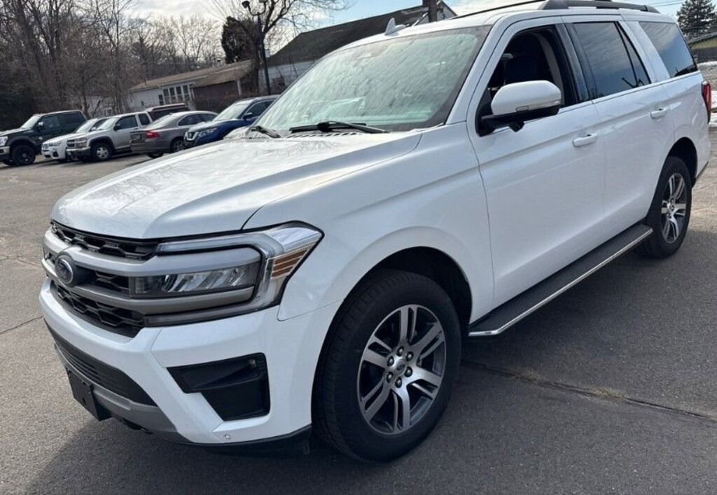 Used 2022 Ford Expedition XLT SUV