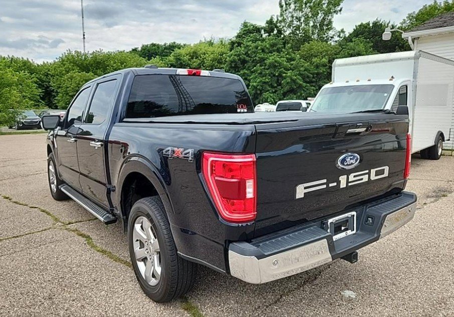2022 Ford F-150 XLT photo 3
