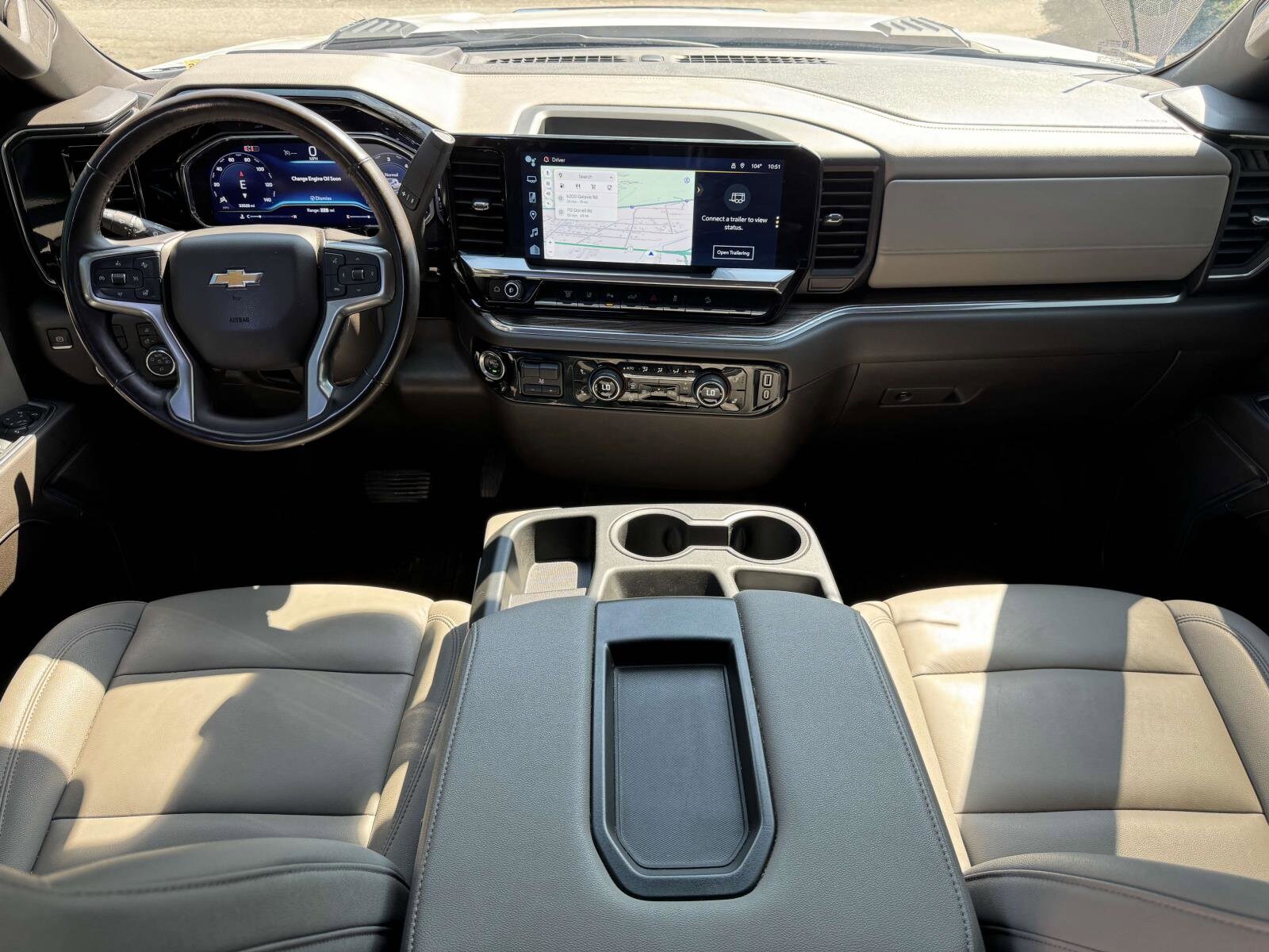 2025 Chevrolet Silverado 2500HD LT photo 2