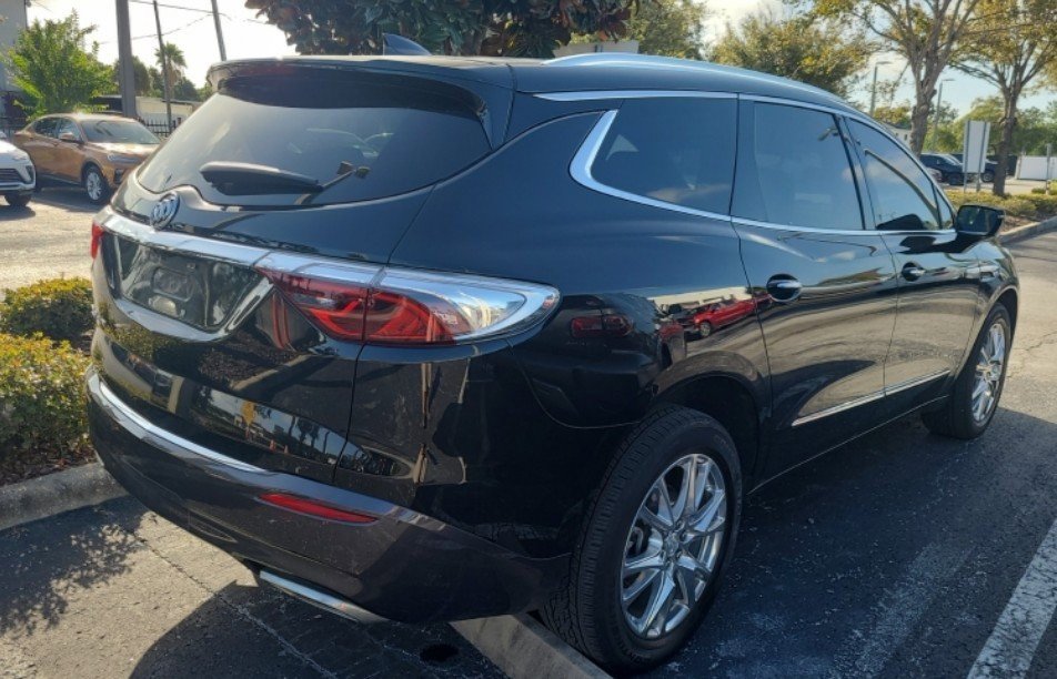 2022 Buick Enclave Premium photo 3