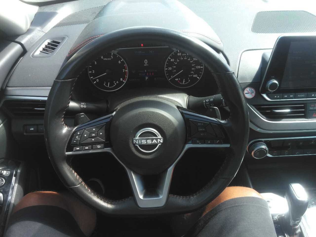 2024 Nissan Altima 2.5 SR photo 2