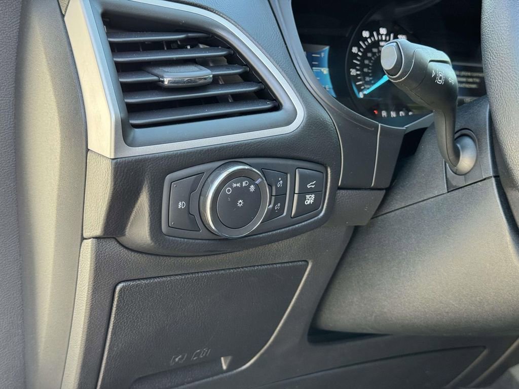 2022 Ford Edge SEL - Photo 10