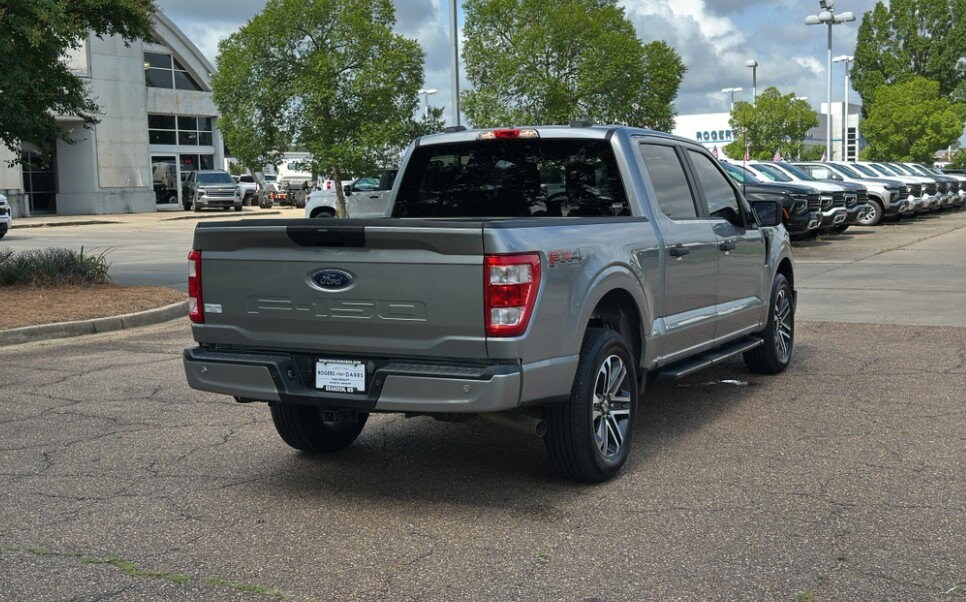 2023 Ford F-150 XL photo 3