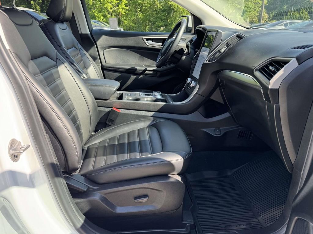 2022 Ford Edge SEL - Photo 14