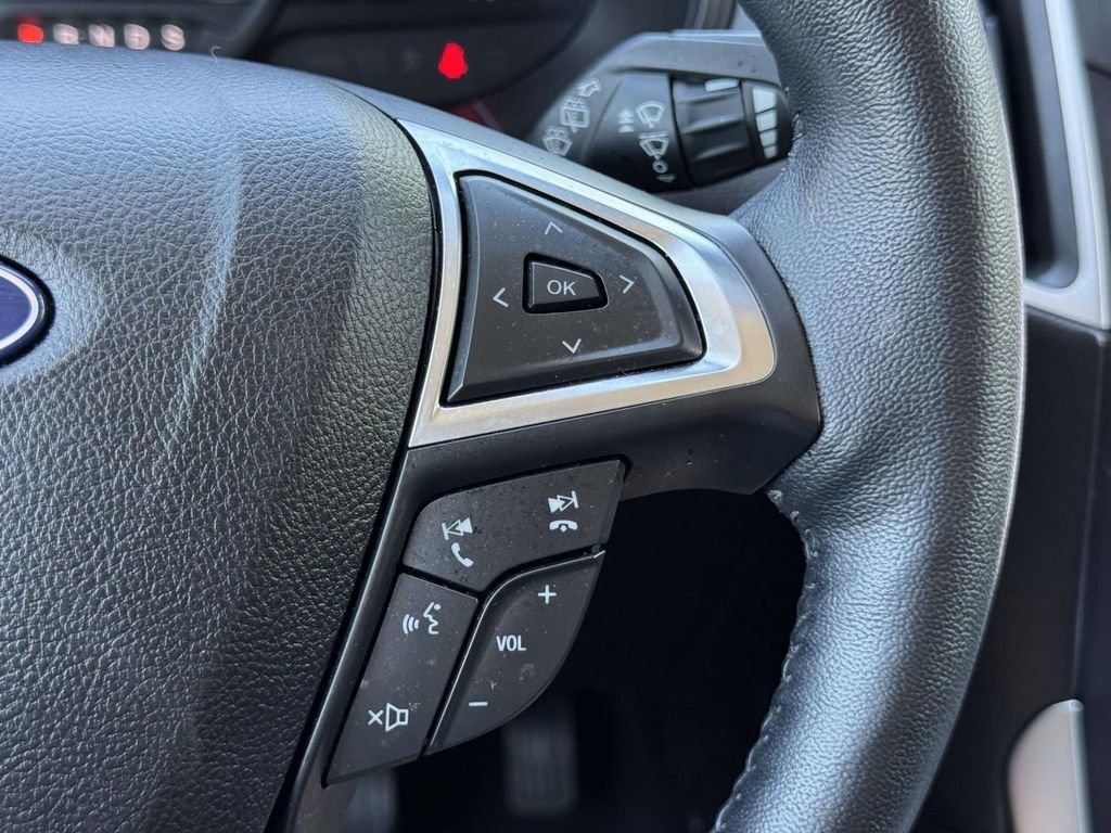 2022 Ford Edge SEL - Photo 12