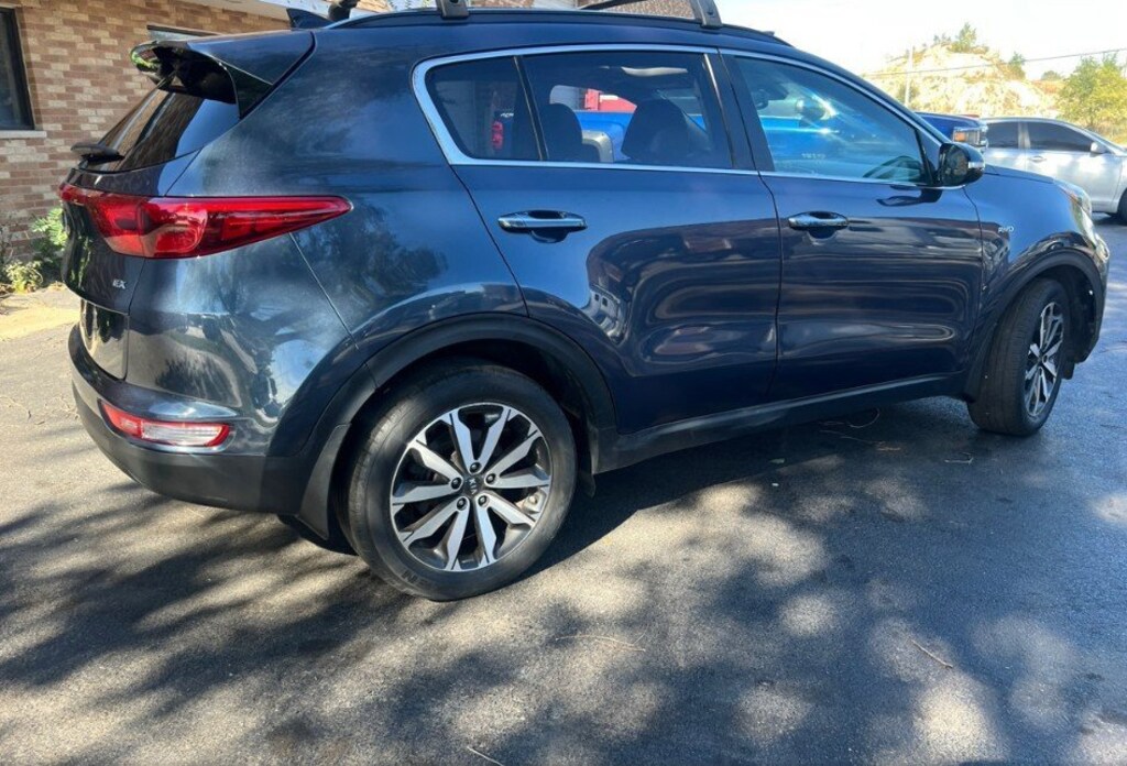 Used 2018 Kia Sportage EX SUV