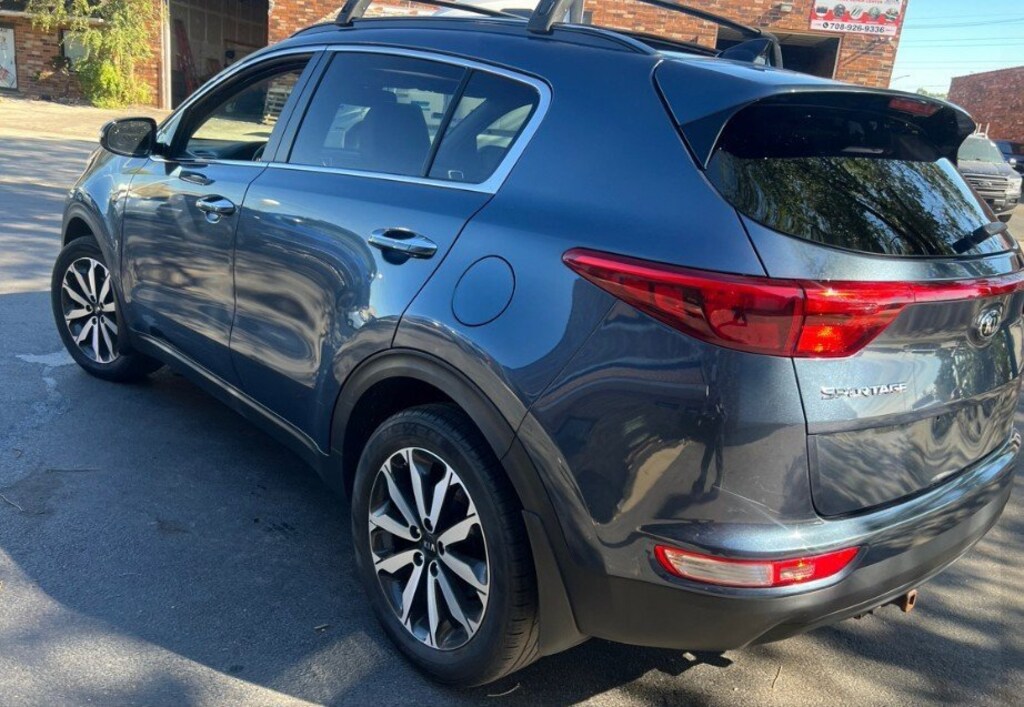 Used 2018 Kia Sportage EX SUV