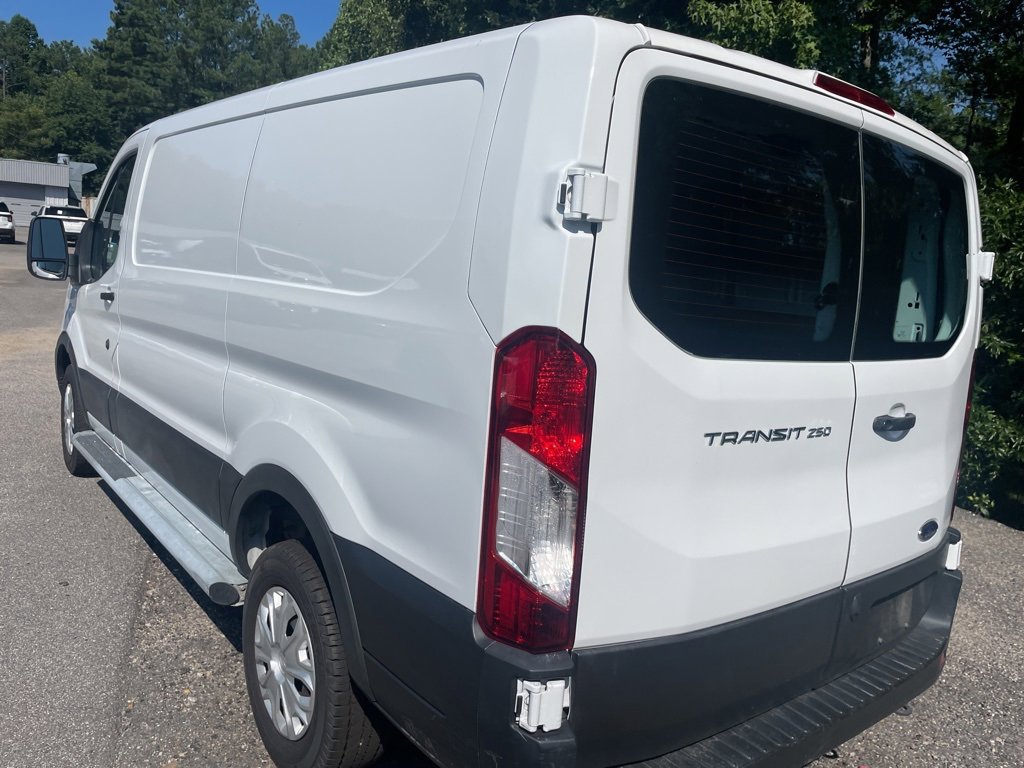 2023 Ford Transit Cargo Van photo 3
