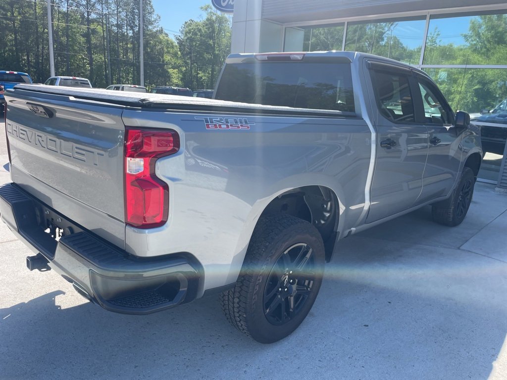 2024 Chevrolet Silverado 1500 LT Trail Boss photo 2