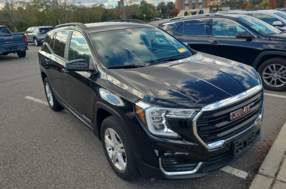 2022 Gmc Terrain SLE photo 2