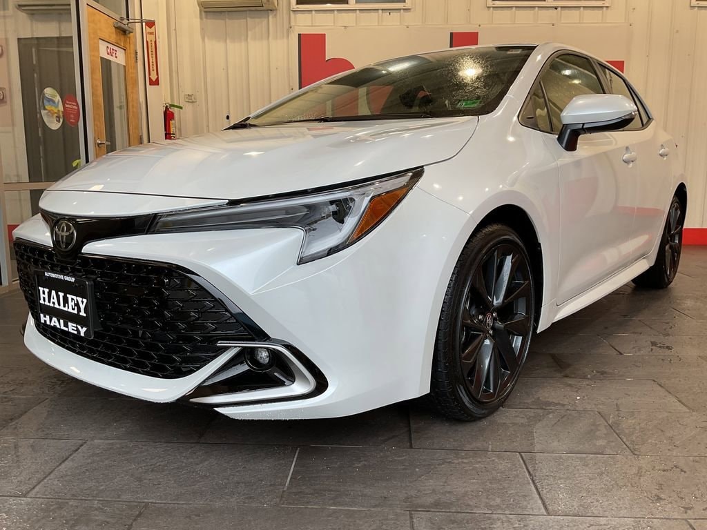 New 2025 Toyota Corolla Hatchback XSE Hatchback