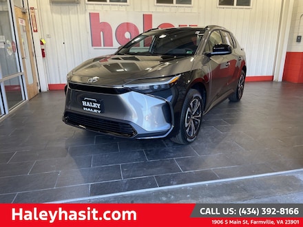 2025 Toyota bZ4X XLE SUV