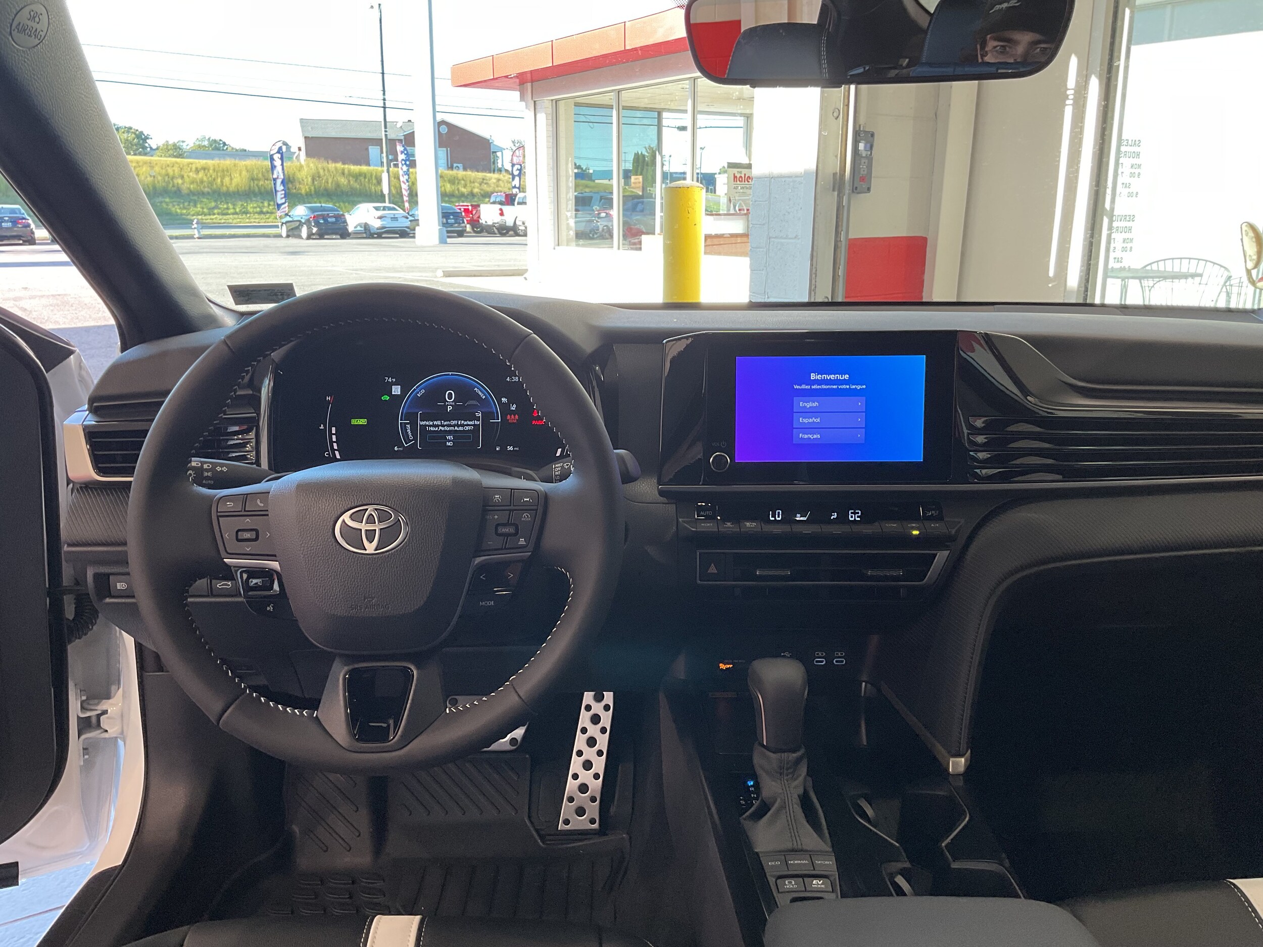 2026 Toyota Camry SE - Photo 15