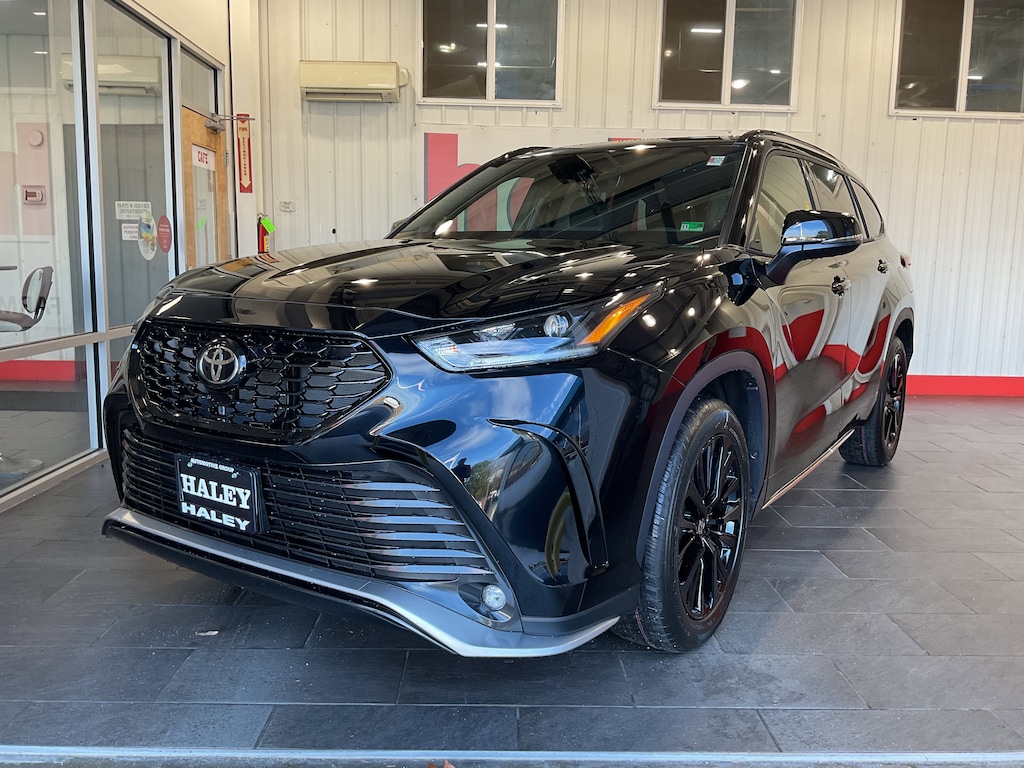 New 2026 Toyota Highlander XSE SUV