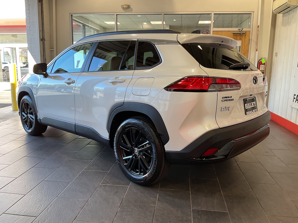 New 2026 Toyota Corolla Cross Hybrid XSE SUV