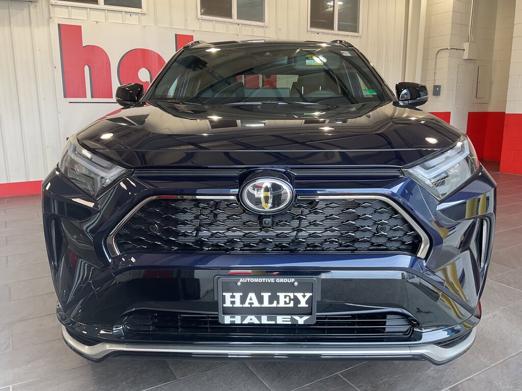 New 2025 Toyota RAV4 Plug-in Hybrid XSE SUV