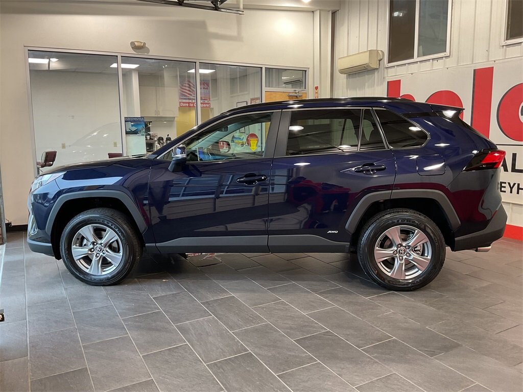 New 2025 Toyota RAV4 Hybrid XLE SUV