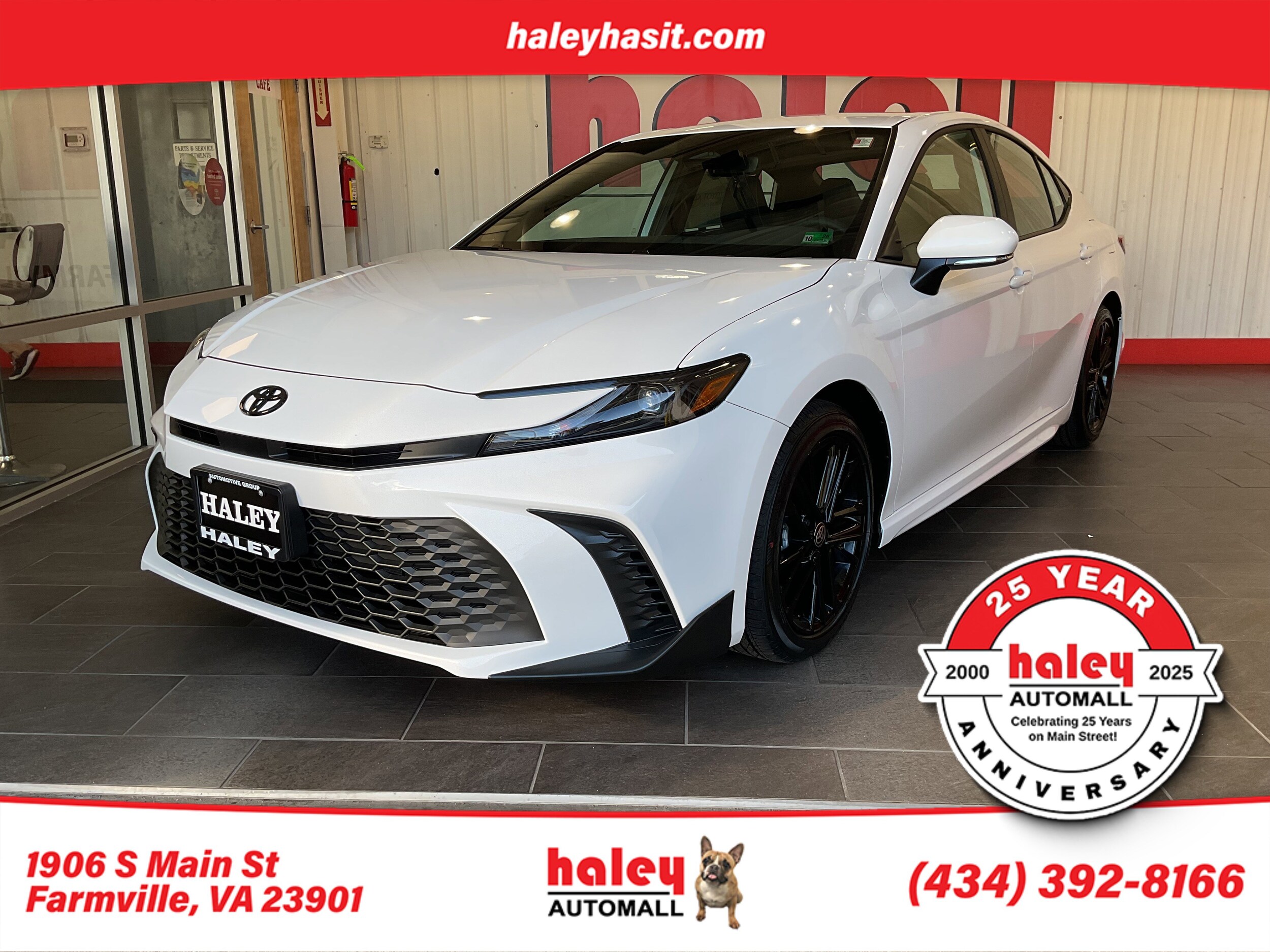 2026 Toyota Camry SE's photo