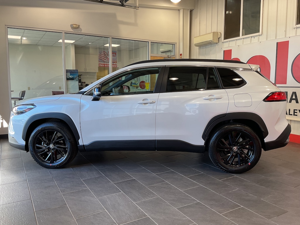 New 2026 Toyota Corolla Cross Hybrid XSE SUV