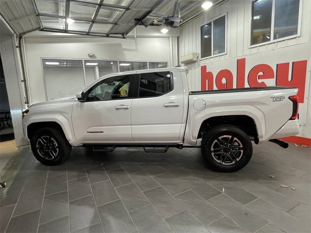 New 2024 Toyota Tacoma TRD Sport Truck Double Cab