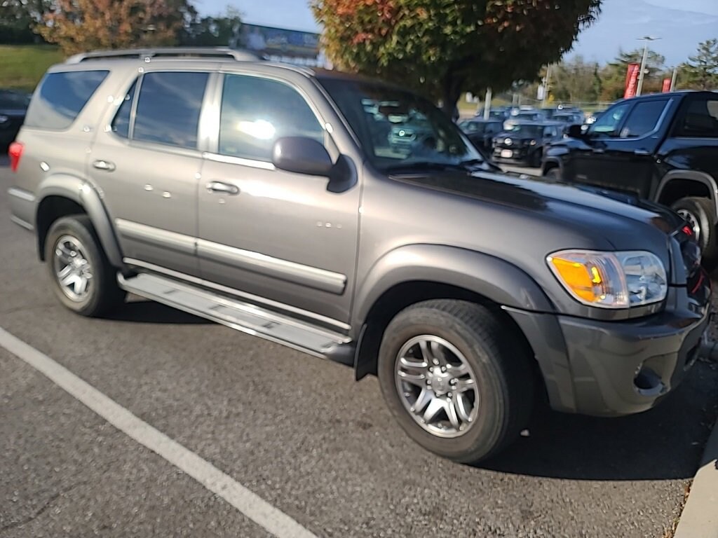 Used 2007 Toyota Sequoia SR5 SUV