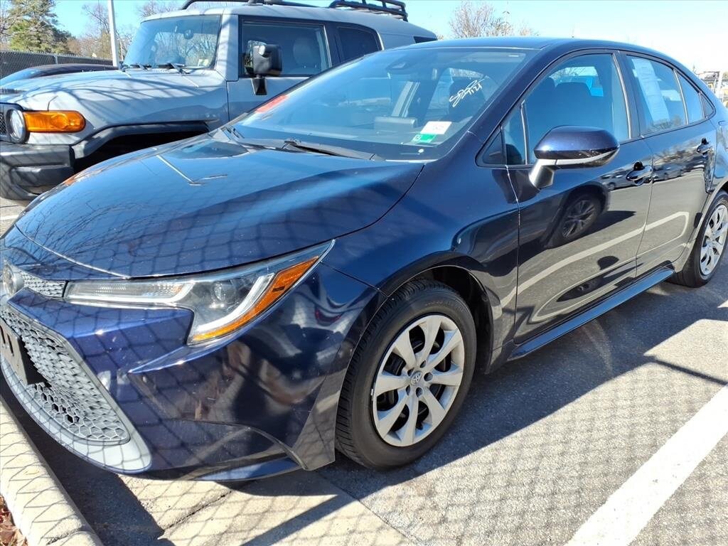 Used 2022 Toyota Corolla LE Sedan