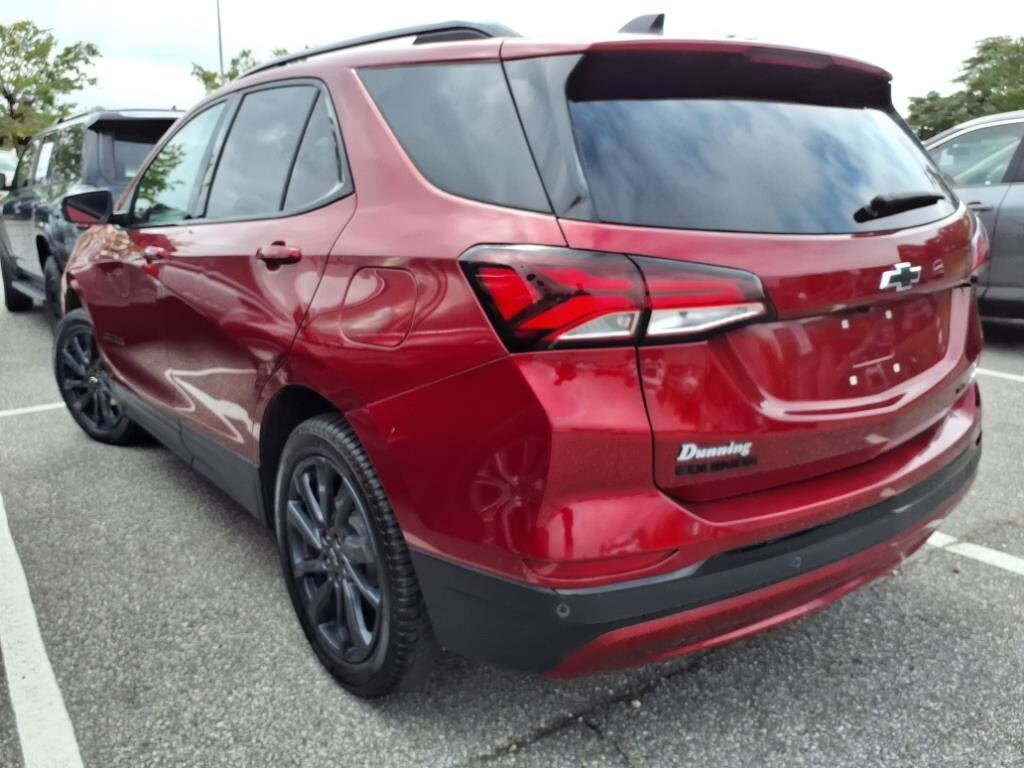 2024 Chevrolet Equinox RS photo 2