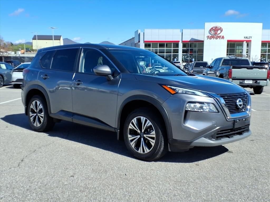 Used 2023 Nissan Rogue SV SUV