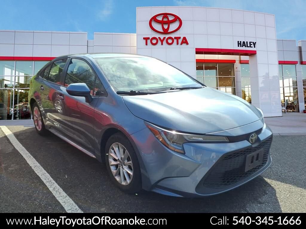 Certified 2022 Toyota Corolla LE Sedan