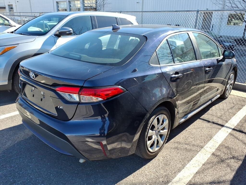 Used 2022 Toyota Corolla LE Sedan