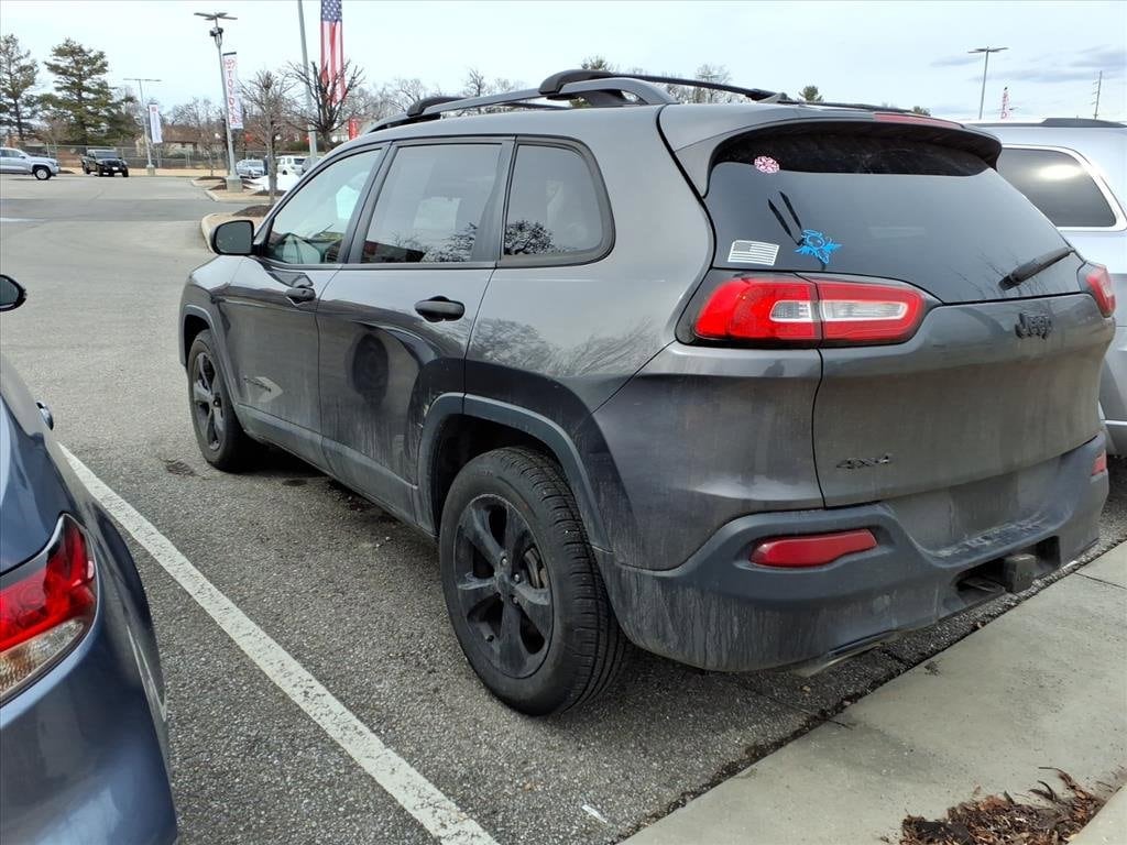 Used 2017 Jeep Cherokee Altitude SUV