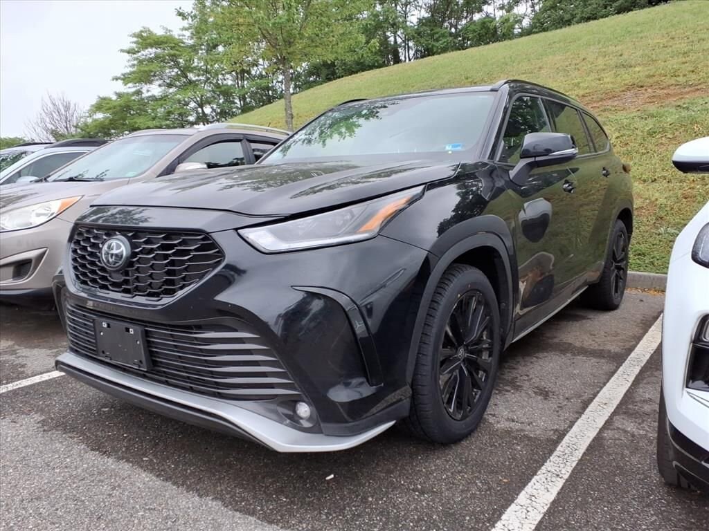 Certified 2025 Toyota Highlander LE SUV