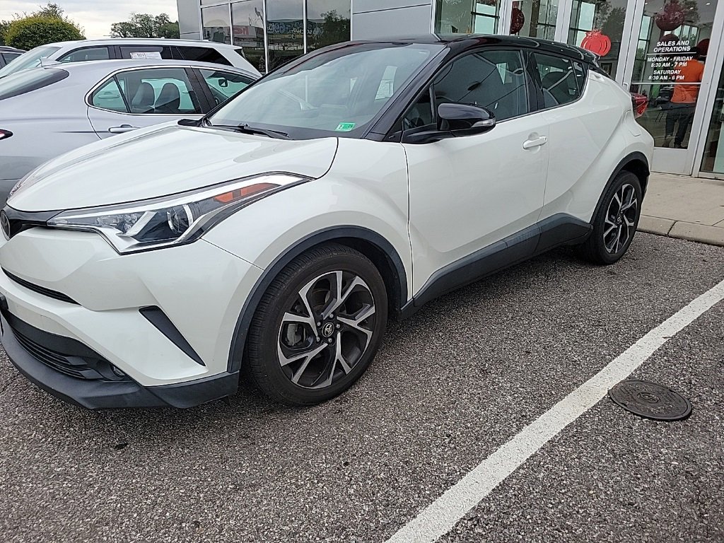 2019 Toyota C-HR Limited photo 2